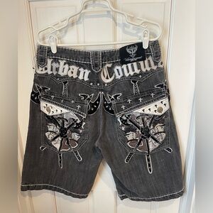 Vintage Urban Couture Victorious Baggy Embroidered Y2K Denim Shorts 36